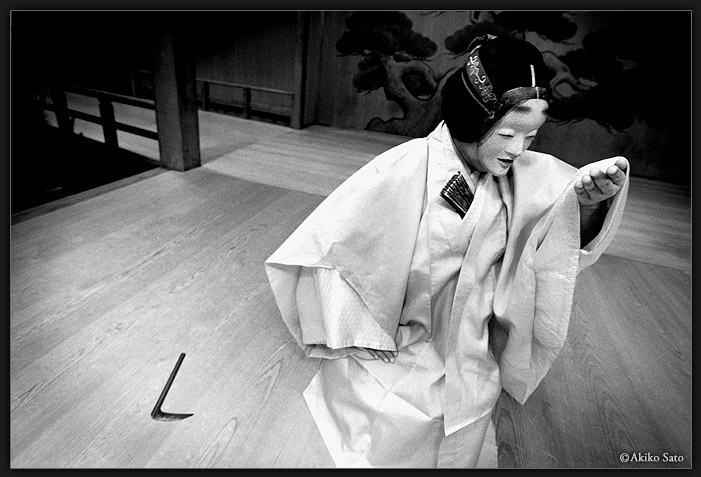 辰巳満次郎 写真