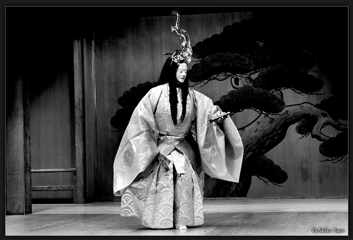 辰巳満次郎 写真