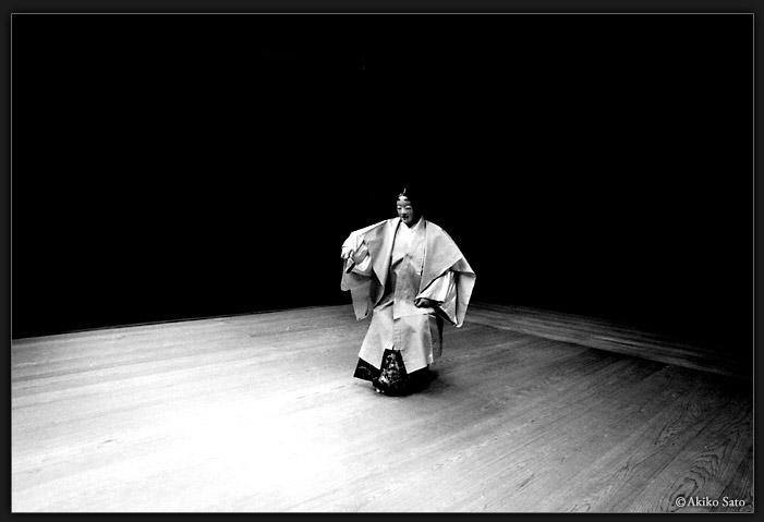 辰巳満次郎 写真